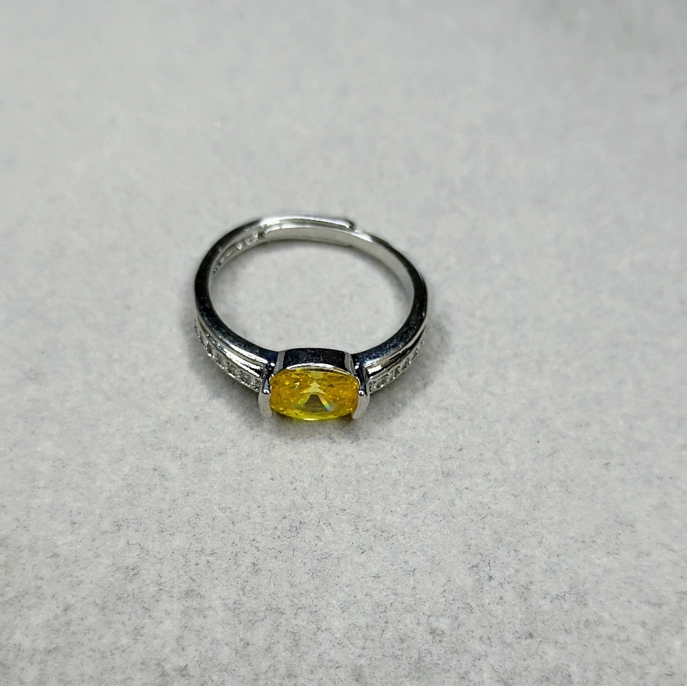 New Ring with Yellow Gemstone Adjustable